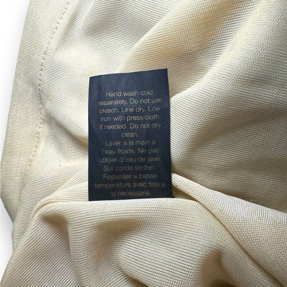 Luxurious‎ Cynthia Steffe Metallic Gold Cap Sleeve Dress | Size Medium - Picture 8 of 9